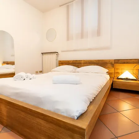 Daire Casa Con Parcheggio, Piscina Giardino, Barbecue