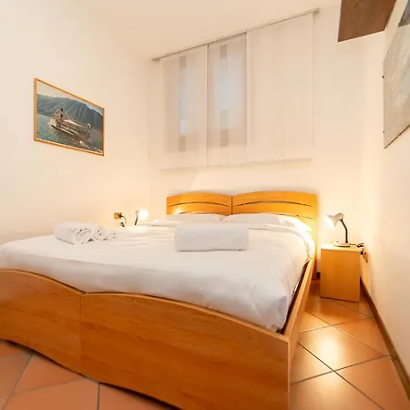 Daire Casa Con Parcheggio, Piscina Giardino, Barbecue